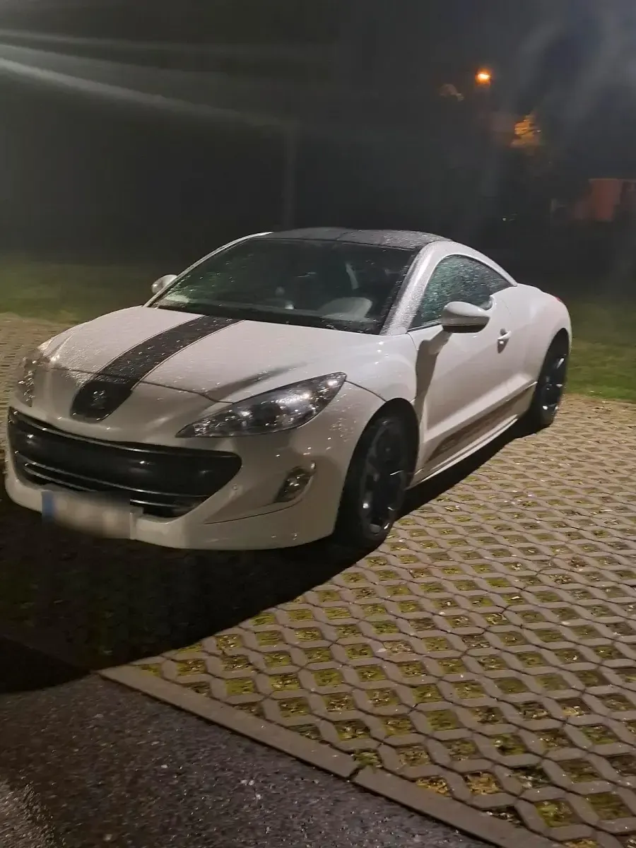 Gebraucht Peugeot RCZ 168 PS (123 kW) 2011 Weiß Coupé