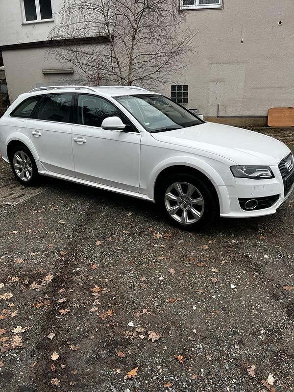 Gebraucht Audi A4 Allroad 170 PS (125 kW) 2011 Weiß Kombi