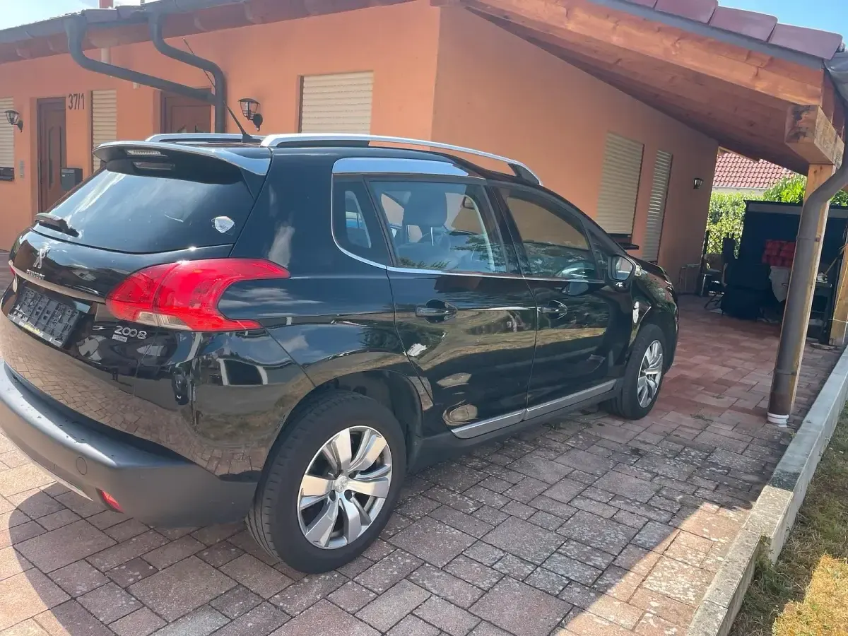 Gebraucht Peugeot 2008 110 PS (80 kW) 2015 Grau SUV