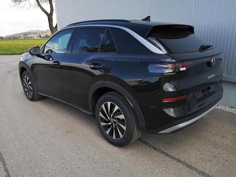 Neu VW T-Roc Life 150 PS (110 kW) 2026 Grenadillschwarz metallic SUV