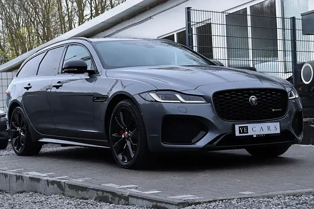 Gebraucht Jaguar XF R-Dynamic 204 PS (150 kW) 2023 Grau Limousine