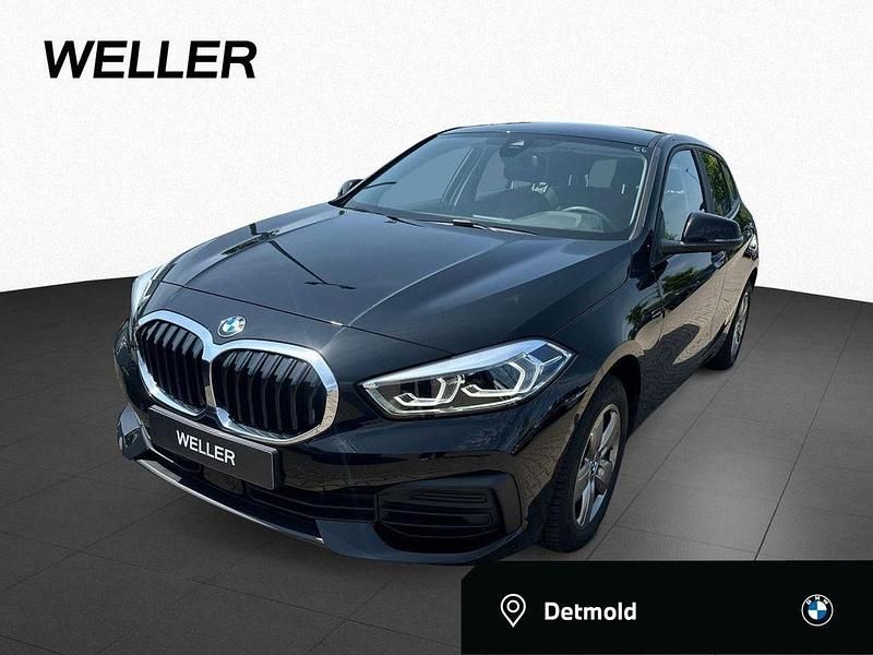 Schwarz (schwarz) Gebraucht 2024 BMW 118 Advantage Kleinwagen | 24.110 € (Guter Preis) - Bild 1/4