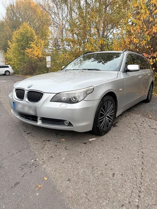 Silber Gebraucht 2006 BMW 525 Kombi | 2.800 € (Guter Preis) - Bild 1/4