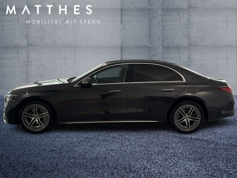 Gebraucht Mercedes E220 AMG 197 PS (144 kW) 2023 Grau Limousine