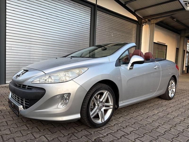 Gebraucht Peugeot 308 CC Premium 140 PS (102 kW) 2009 Silber Cabrio