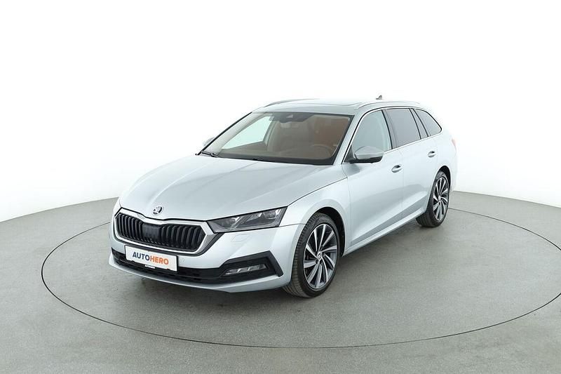 Silber Gebraucht 2024 Skoda Octavia Kombi | 29.270 € (Guter Preis) - Bild 1/3