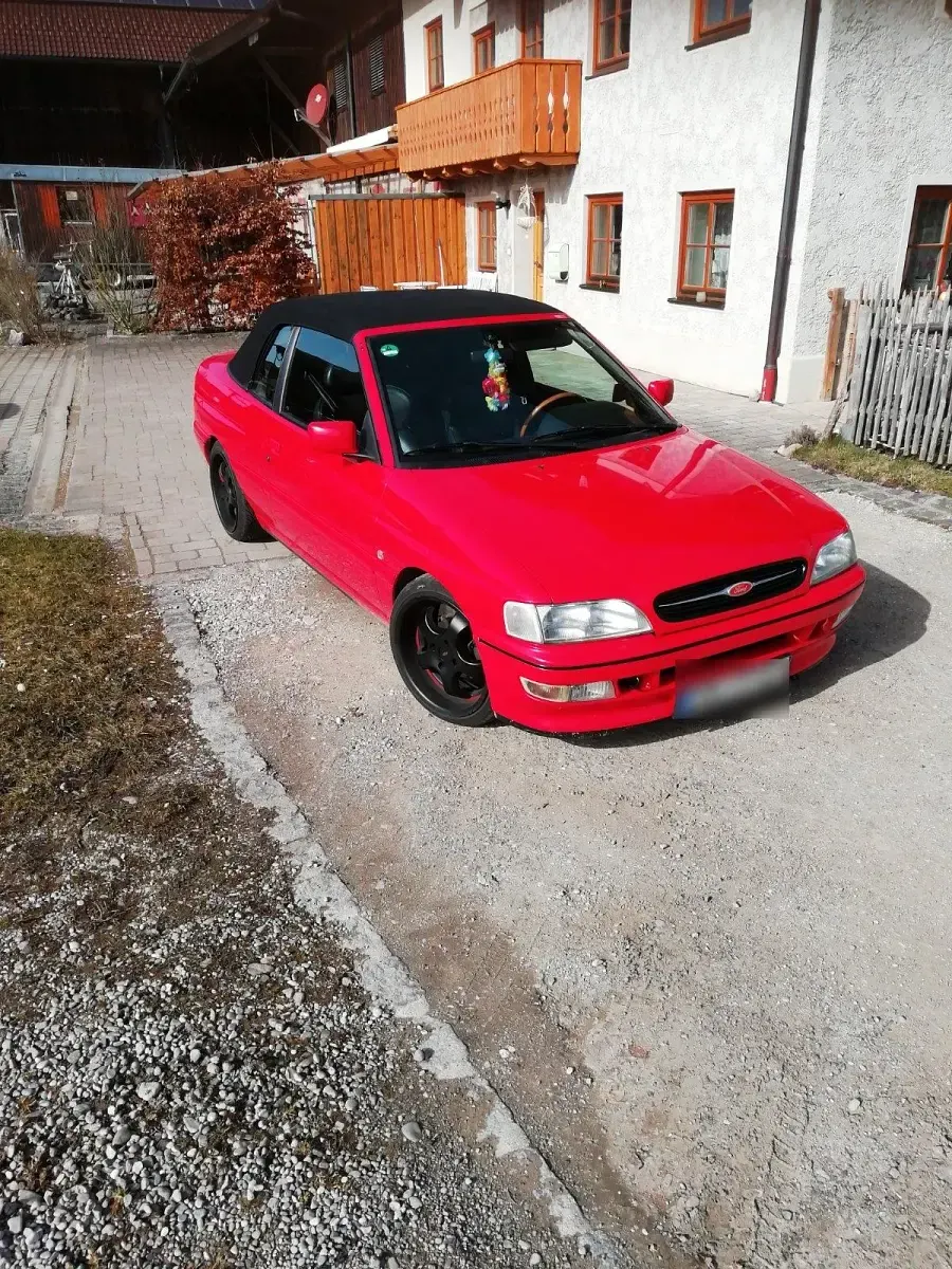Gebraucht Ford Escort Cabriolet 105 PS (77 kW) 1993 Rot Cabrio