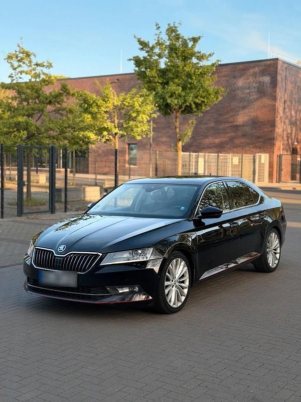 Brugt Skoda Superb 190 HK (139 kW) 2016 Sort Sedan