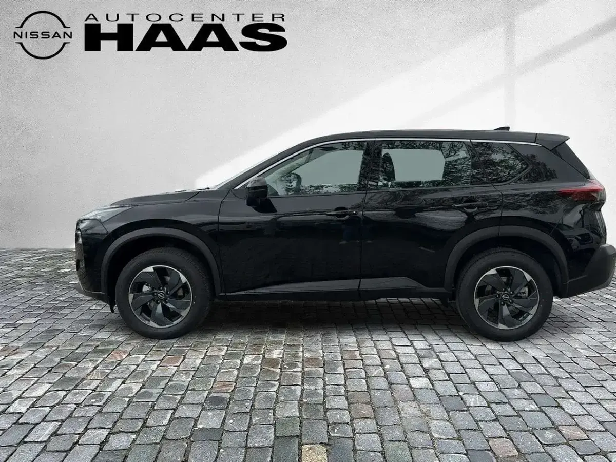 Neu Nissan X-Trail Acenta 163 PS (119 kW) 2026 Black pearl (m) SUV
