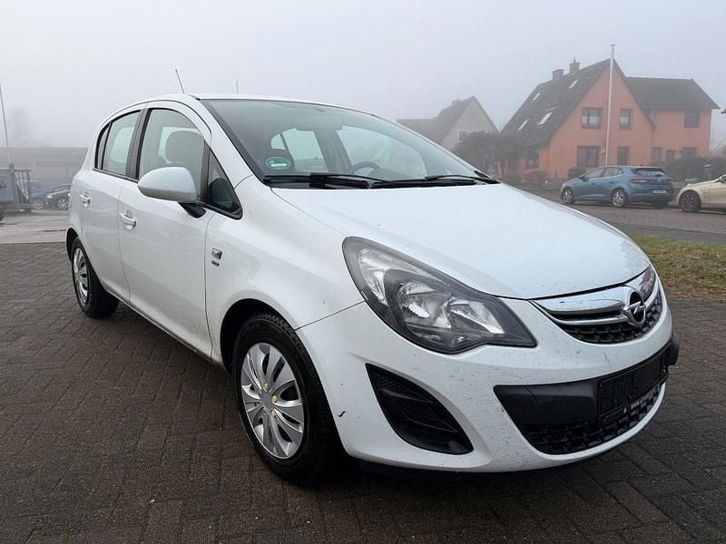 Weiß Gebraucht 2014 Opel Corsa Energy Kleinwagen | 1.990 € (Superpreis) - Bild 1/4