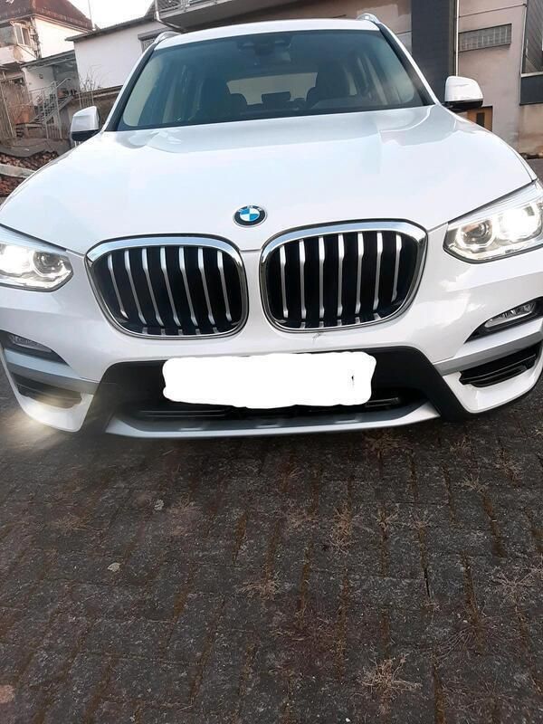 Weiß Gebraucht 2018 BMW X3 SUV | 22.900 € (Fairer Preis) - Bild 1/4