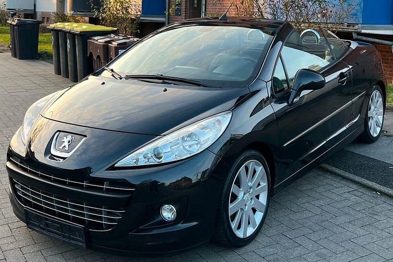 Farbe schwarz obsidien Gebraucht 2012 Peugeot 207 CC Allure Cabrio | 4.490 € (Fairer Preis) - Bild 1/4