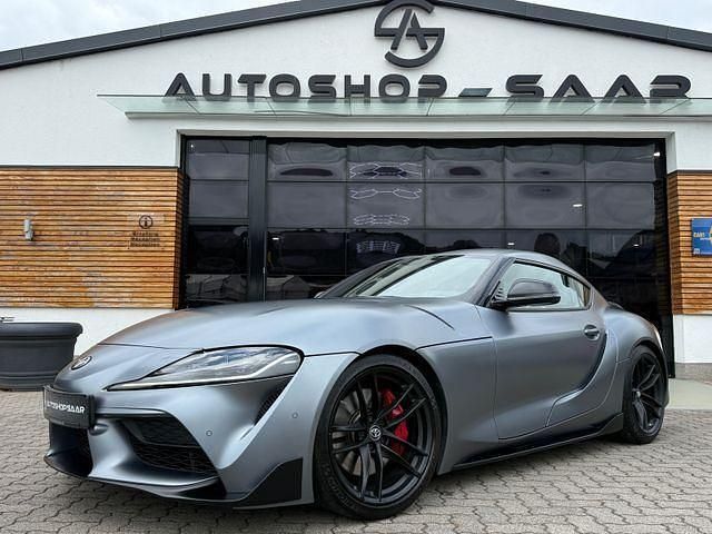 Grau Gebraucht 2020 Toyota Supra Coupé | 56.990 € (Etwas zu teuer) - Bild 1/4