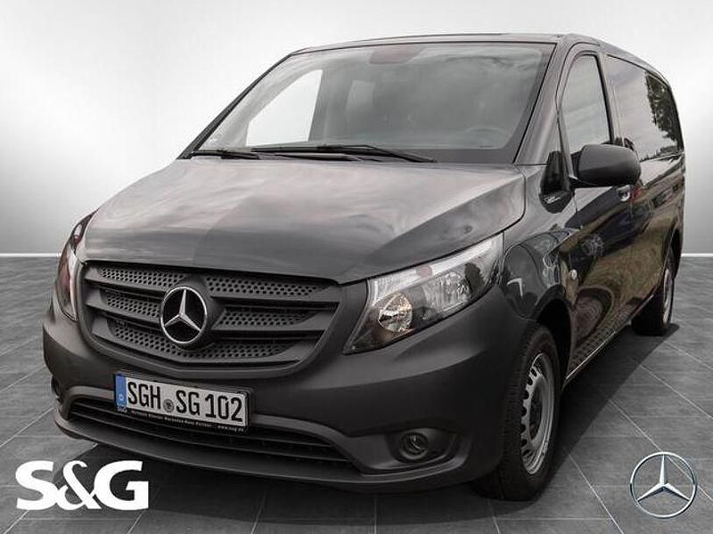 Schwarzgrau Gebraucht 2024 Mercedes Vito Van / Kleinbus | 47.541 € - Bild 1/4