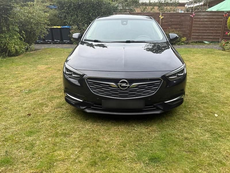 Gebraucht Opel Insignia 140 PS (102 kW) 2017 Schwarz Limousine