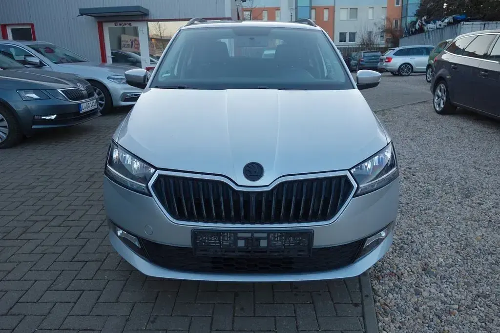 Gebraucht Skoda Fabia Cool Plus 75 PS (55 kW) 2019 Silber Kleinwagen