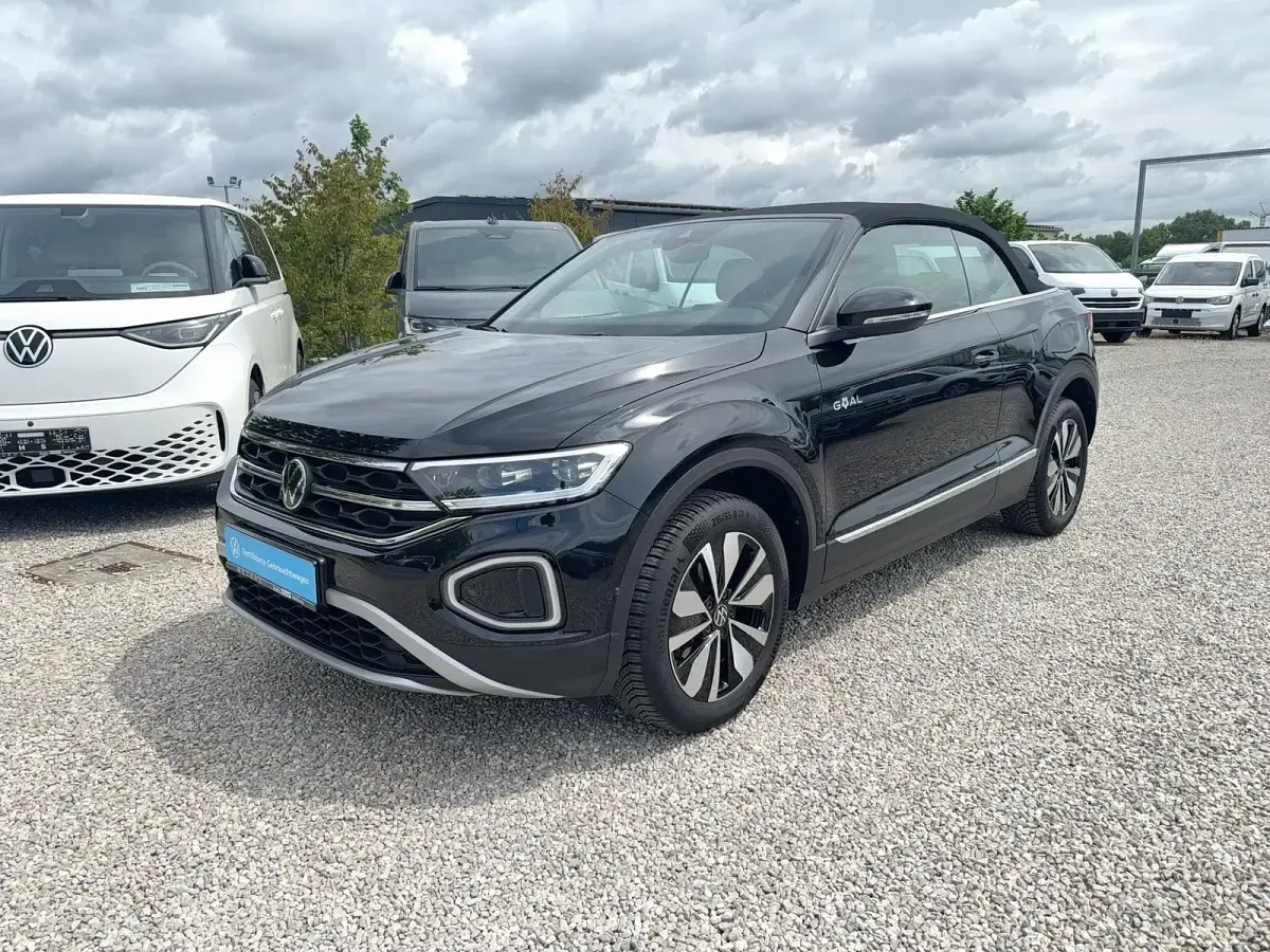 Gebraucht VW T-Roc Cabriolet Goal 116 PS (85 kW) 2025 Deep black perleffekt Cabrio