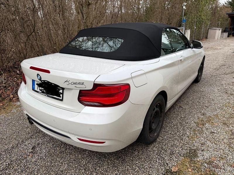 Gebraucht BMW 220 Sport Line 184 PS (135 kW) 2018 Weiß Cabrio