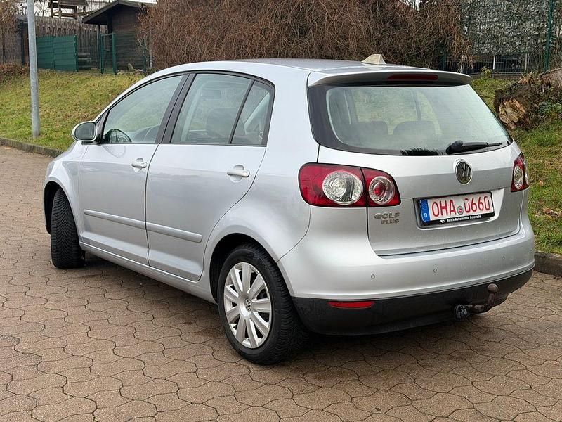 Gebraucht VW Golf V 105 PS (77 kW) 2007 Silber Limousine