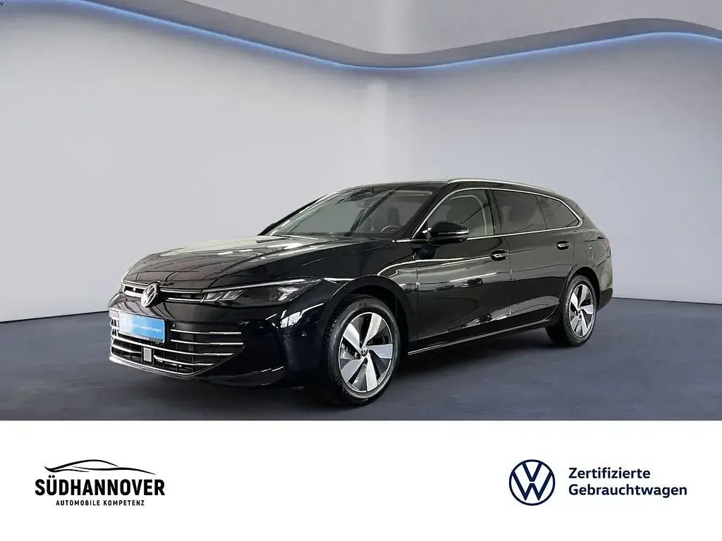Gebraucht VW Passat Business 150 PS (110 kW) 2025 Schwarz Kombi