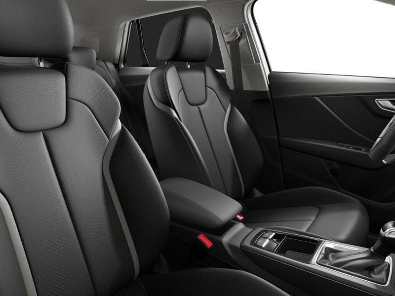 Neu Audi Q2 Advanced Plus 150 PS (110 kW) 2026 Weiß SUV