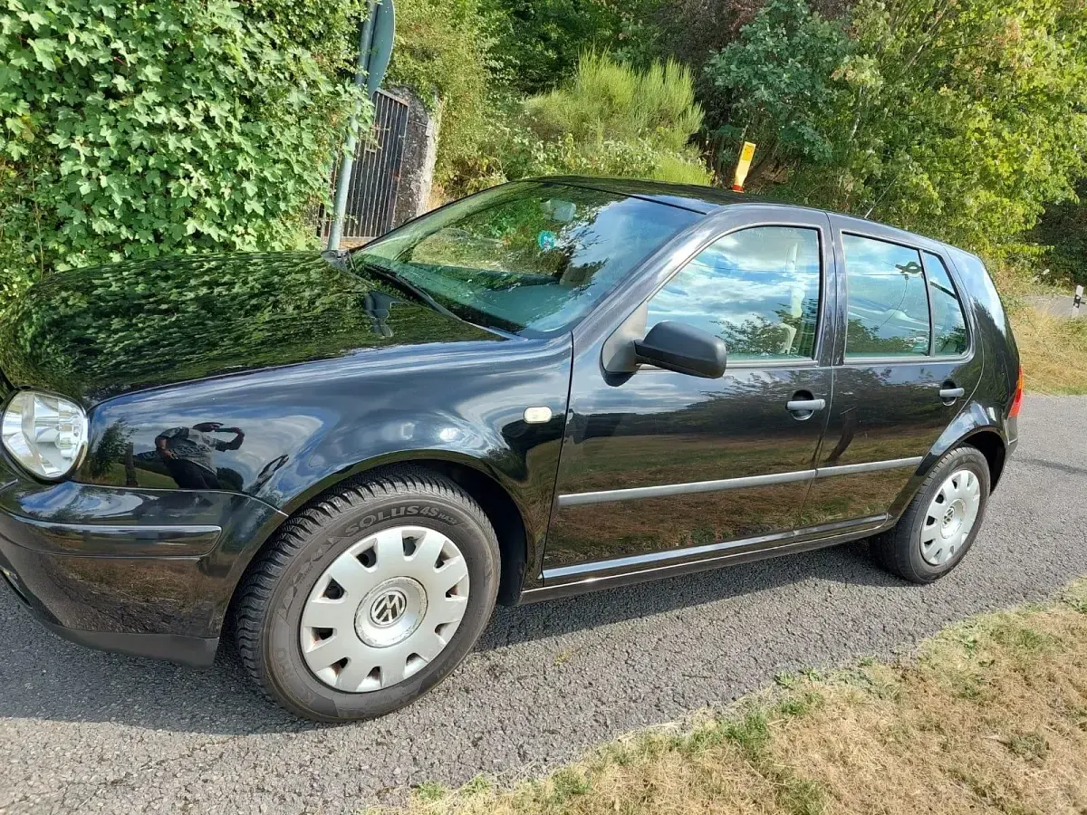 Gebraucht VW Golf III 110 PS (80 kW) 1999 Schwarz Kleinwagen