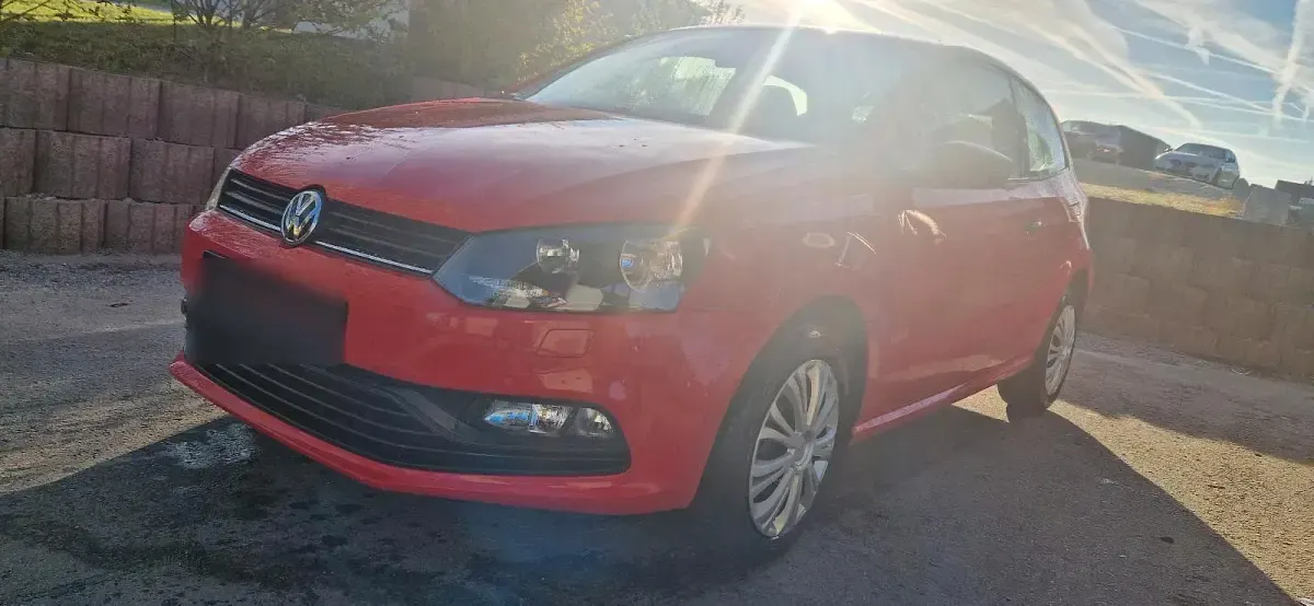 Gebraucht VW Polo 60 PS (44 kW) 2014 Rot Kleinwagen