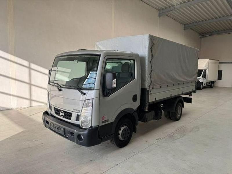 Silber Gebraucht 2018 Nissan Cabstar Abholung | 23.799 € - Bild 1/4