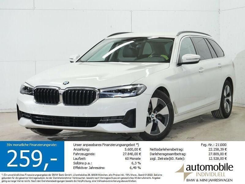 Gebraucht BMW 520 190 PS (139 kW) 2022 Mineralweiss met. Kombi