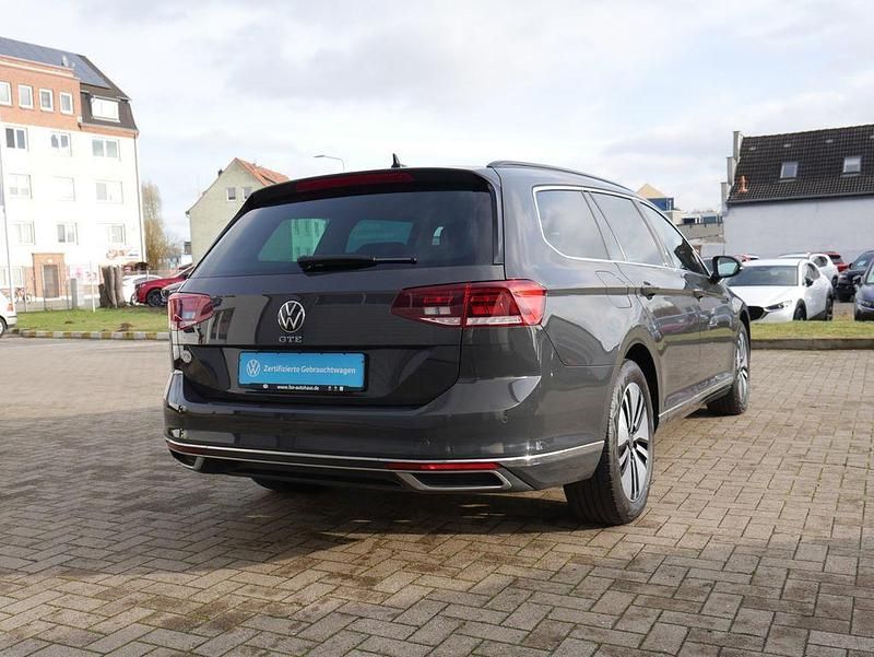 Gebraucht VW Passat GTE 218 PS (160 kW) 2021 Grau Kombi