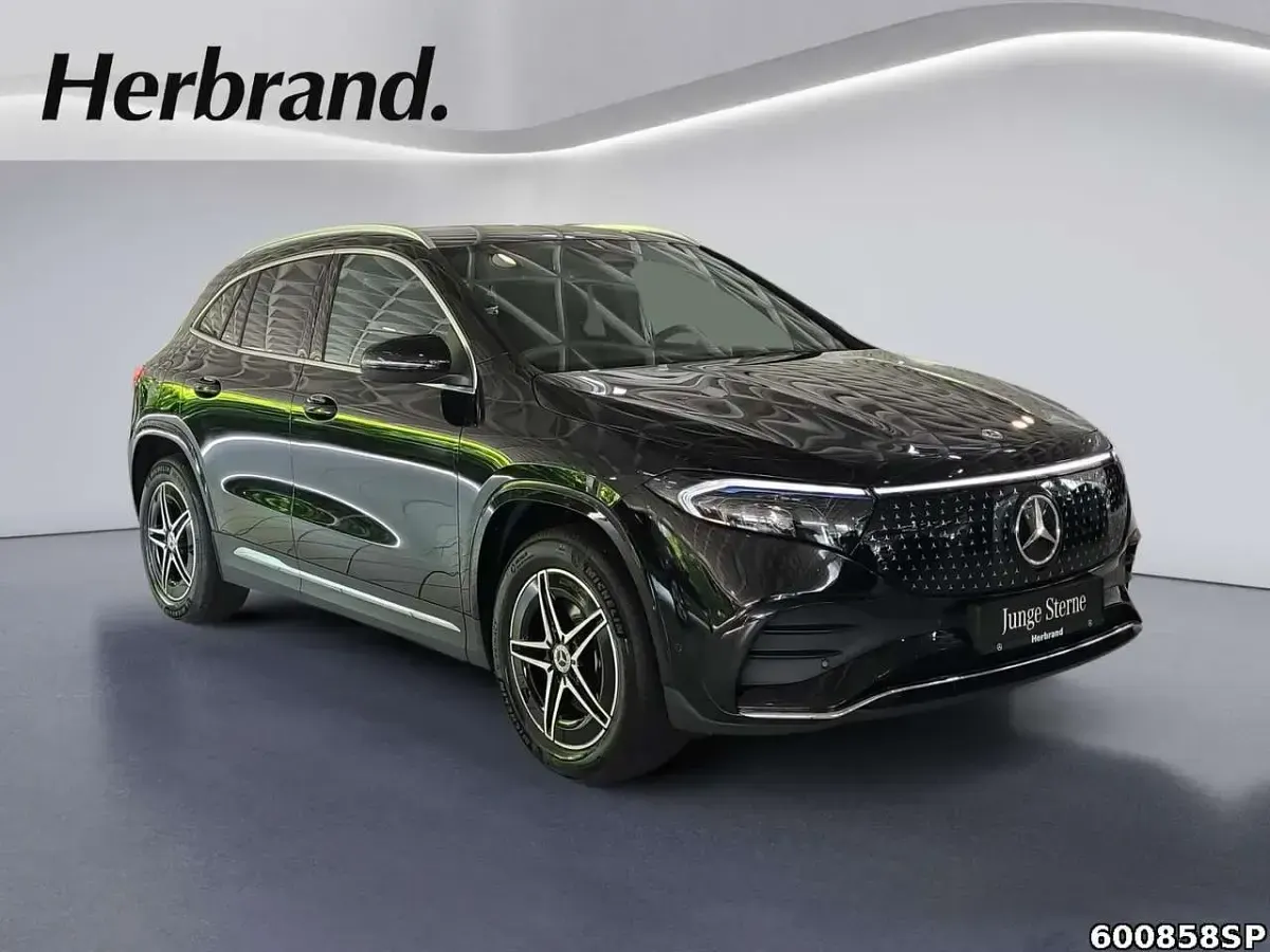 Gebraucht Mercedes EQA300 Advanced 167 kW (228 PS) 2025 Metalliclack kosmosschwarz SUV