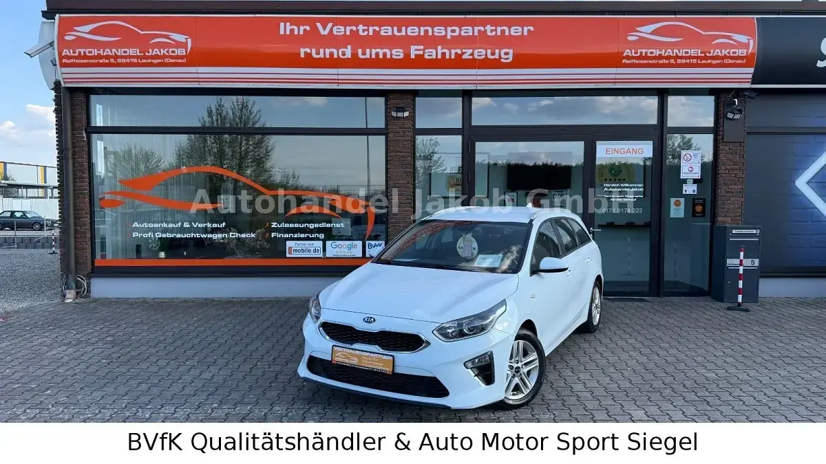 Gebraucht Kia Ceed Edition 7 120 PS (88 kW) 2019 Weiß Kleinwagen