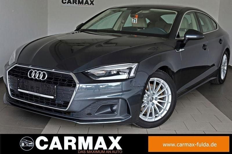 Gebraucht Audi A5 Sportback Basis 163 PS (119 kW) 2020 Manhattangrau metallic (metallic) Kleinwagen