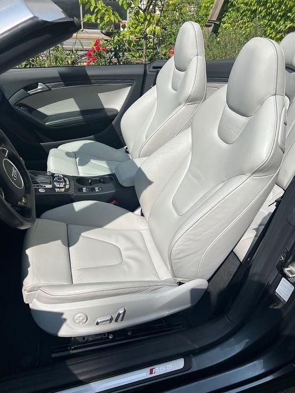 Gebraucht Audi RS5 Sport 450 PS (330 kW) 2015 Grau Cabrio