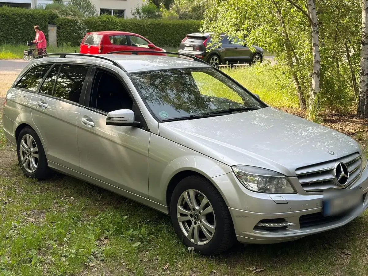 Gebraucht Mercedes C220 Avantgarde 170 PS (125 kW) 2012 Silber Kombi