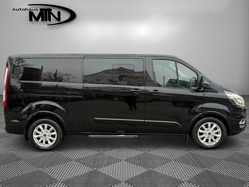 Gebraucht Ford Tourneo Custom 170 PS (125 kW) 2018 Schwarz Van