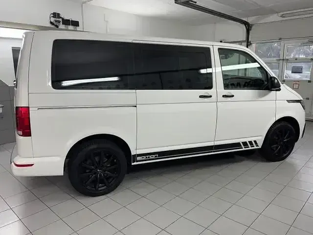 Gebraucht VW Caravelle Trendline 150 PS (110 kW) 2021 Weiß Van