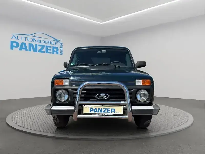 Gebraucht Lada Taiga 83 PS (61 kW) 2019 Grün SUV