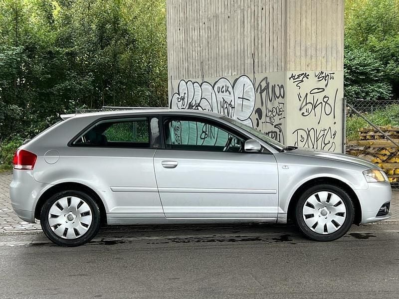 Gebraucht Audi A3 125 PS (91 kW) 2006 Silber Kleinwagen