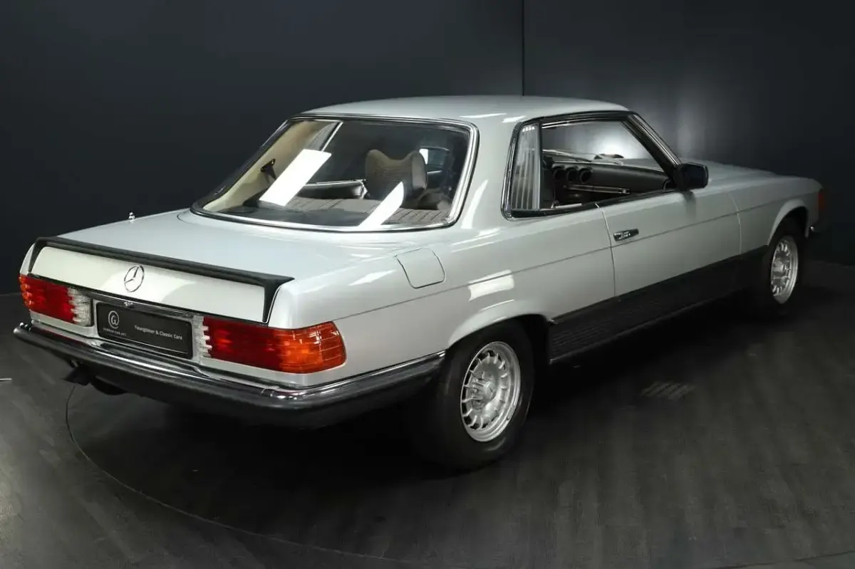 Gebraucht Mercedes SLC450 241 PS (177 kW) 1979 Silber Coupé