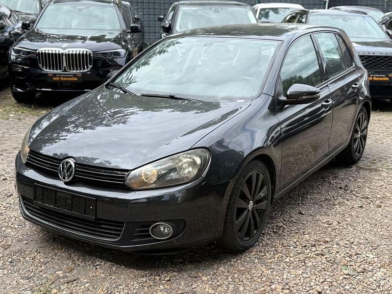 Silber Gebraucht 2010 VW Golf VI Highline Limousine | 4.990 € (Guter Preis) - Bild 1/4