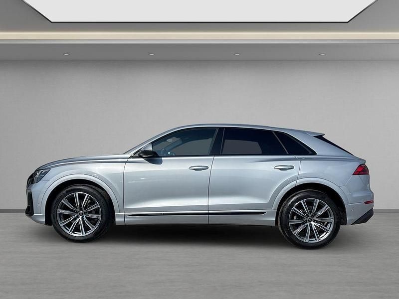 Gebraucht Audi Q8 Ambiente 286 PS (210 kW) 2025 Silber SUV