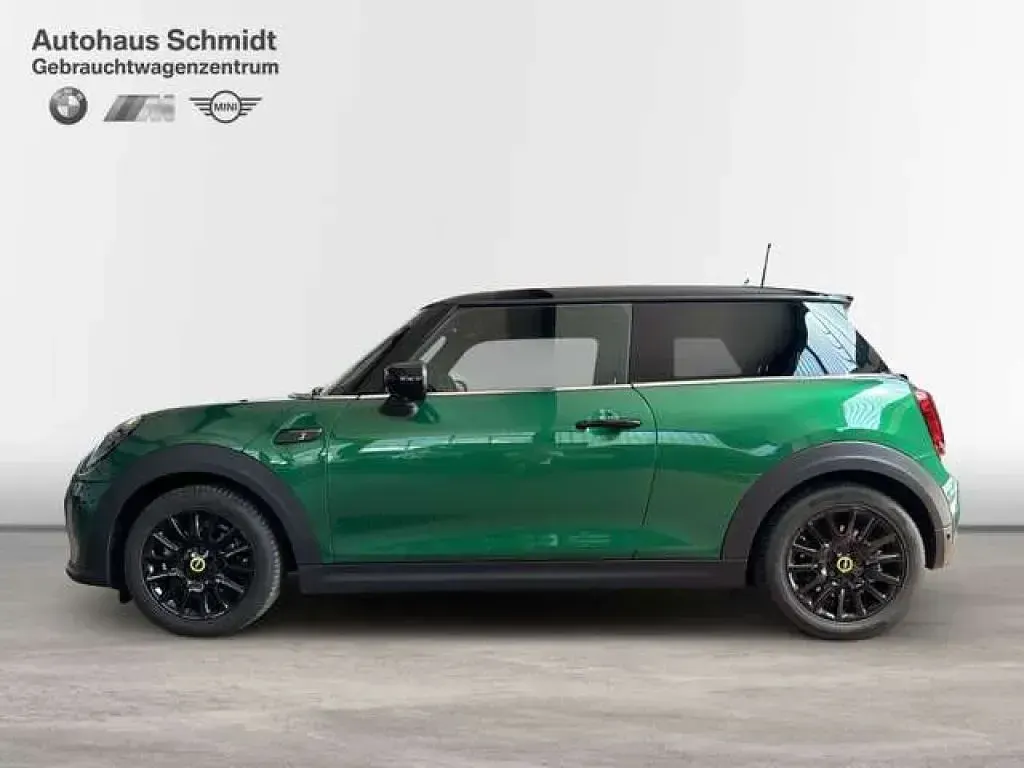 Gebraucht Mini Cooper 135 kW (184 PS) 2023 British racing green (metallic) Kleinwagen