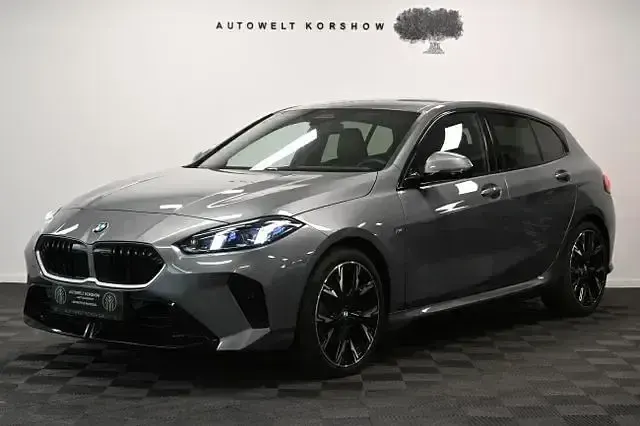 Gebraucht BMW 118 M Sport 150 PS (110 kW) 2025 Grau Kleinwagen