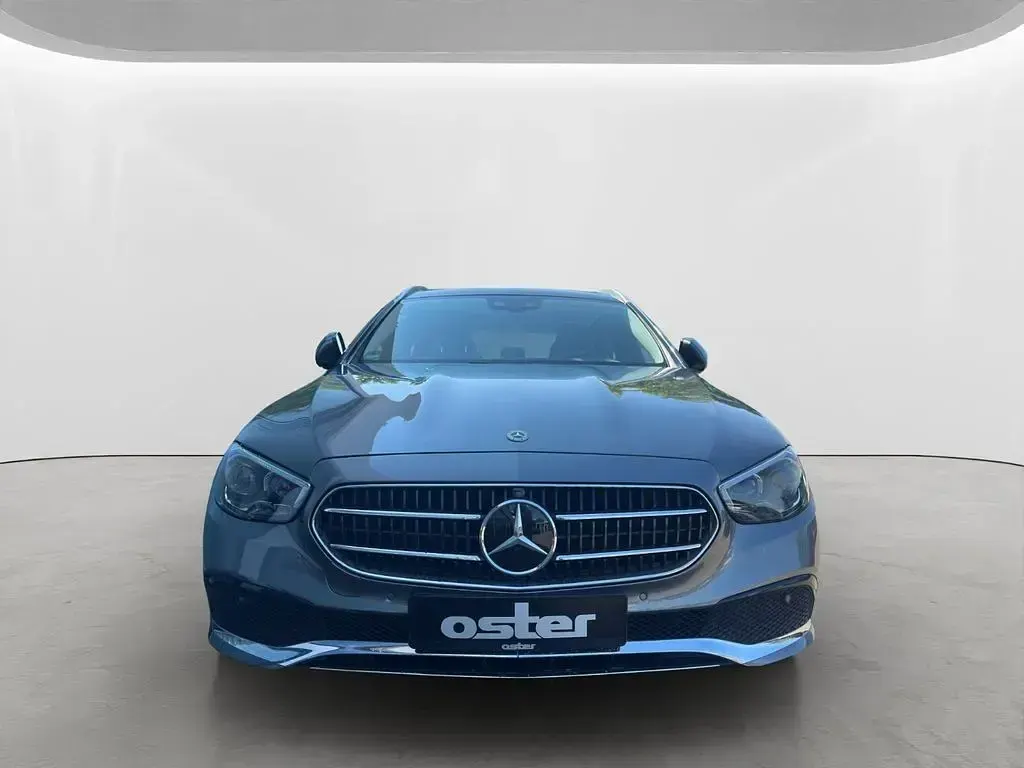 Gebraucht Mercedes E200 197 PS (144 kW) 2021 Grau Kombi