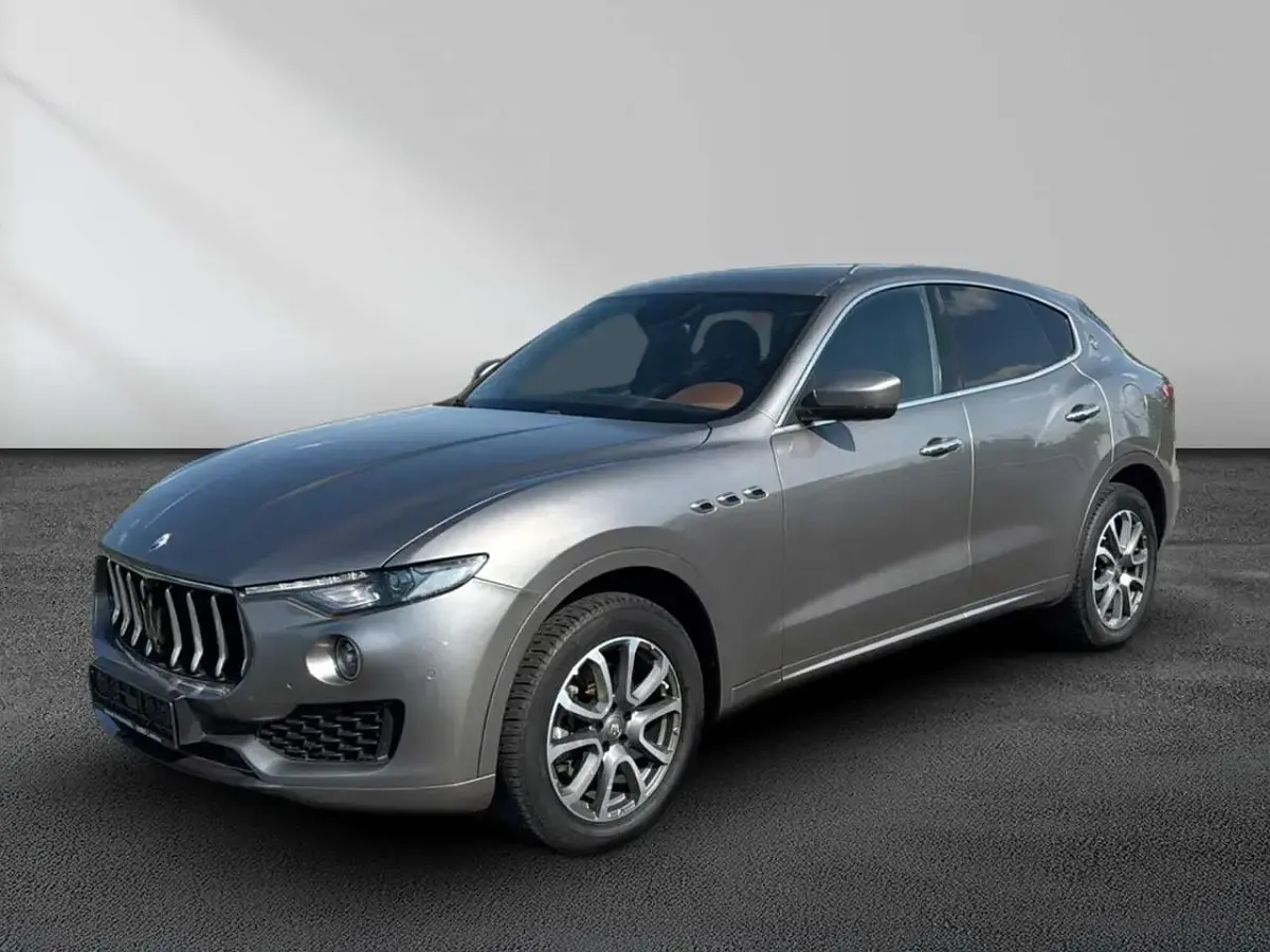 Gebraucht Maserati Levante 349 PS (256 kW) 2019 Grau SUV