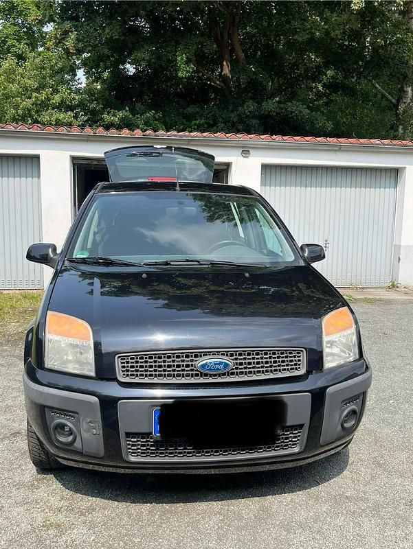 Schwarz Gebraucht 2005 Ford Fusion Kleinwagen | 2.000 € (Fairer Preis) - Bild 1/4