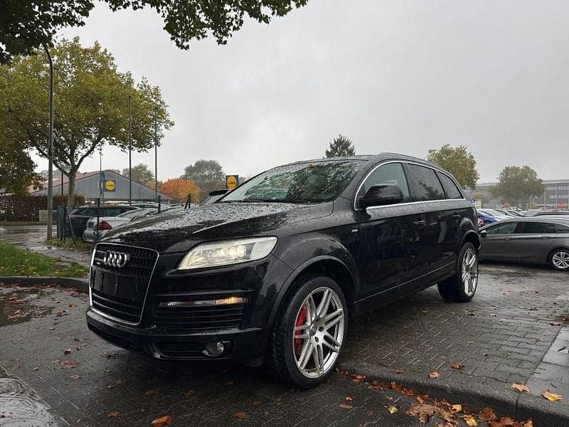 Schwarz Gebraucht 2008 Audi Q7 Ambiente SUV | 7.490 € (Superpreis) - Bild 1/4