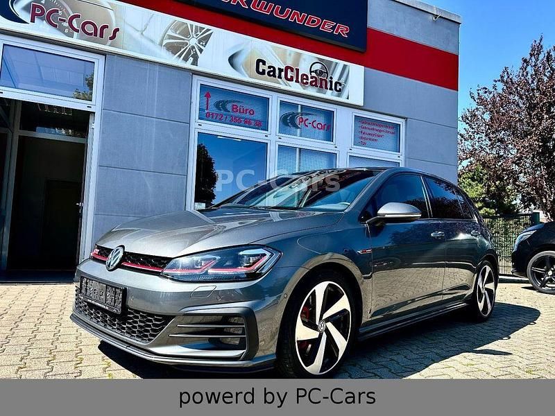 Gebraucht VW Golf VII GTI 245 PS (180 kW) 2019 Grau Limousine