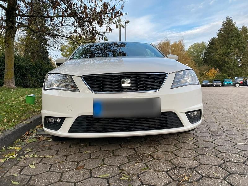 Gebraucht Seat Toledo 105 PS (77 kW) 2013 Weiß Kleinwagen